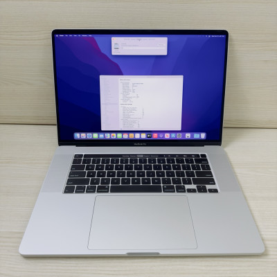 MacBook Air 2017 Silver i5 1.8ghz 8/128
